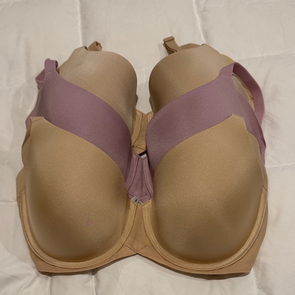 Wacoal Nude and Mauve Bra All three for one price of $45 SIZE 36 D